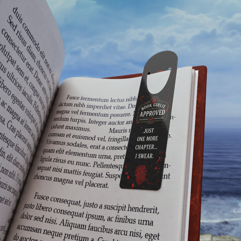 Thriller Girlie Bookmark